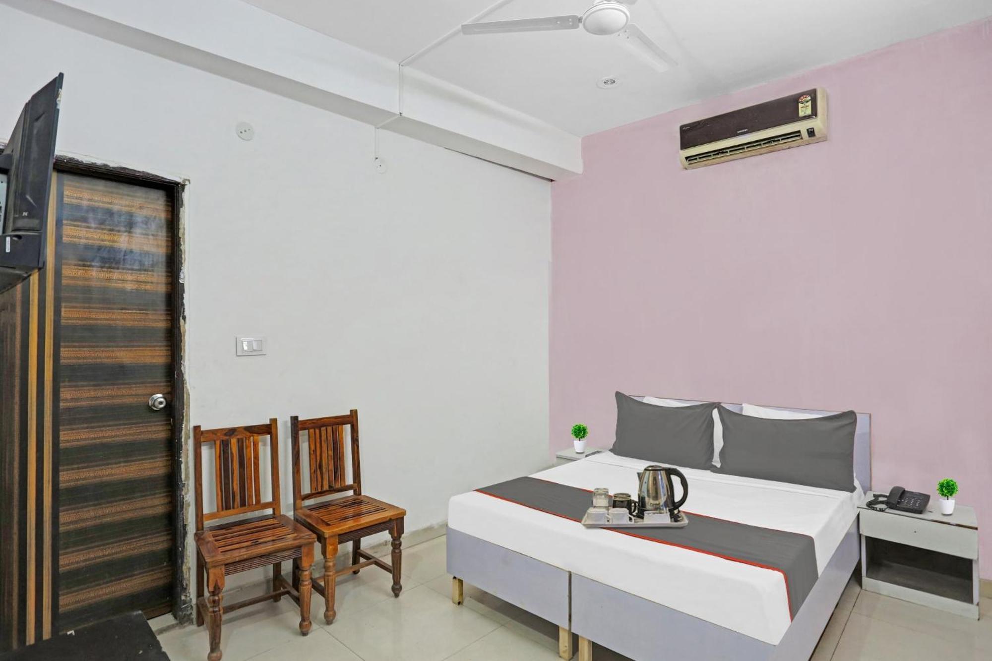 Hotel O Imperial Residency Near Dashrath Puri Metro Station Yeni Delhi Dış mekan fotoğraf
